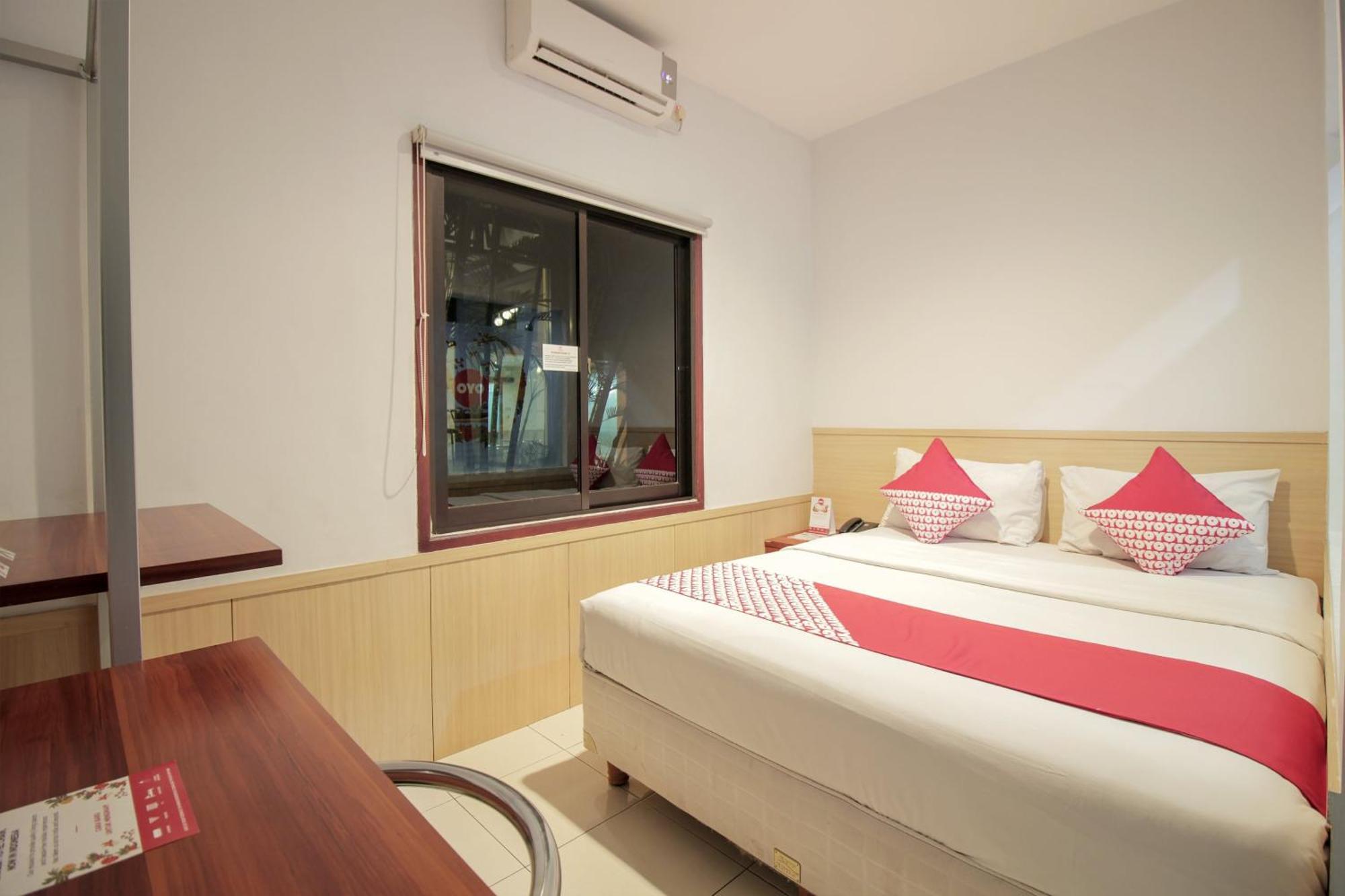 Collection O 295 Grha Ciumbuleuit Guest House Bandung Esterno foto