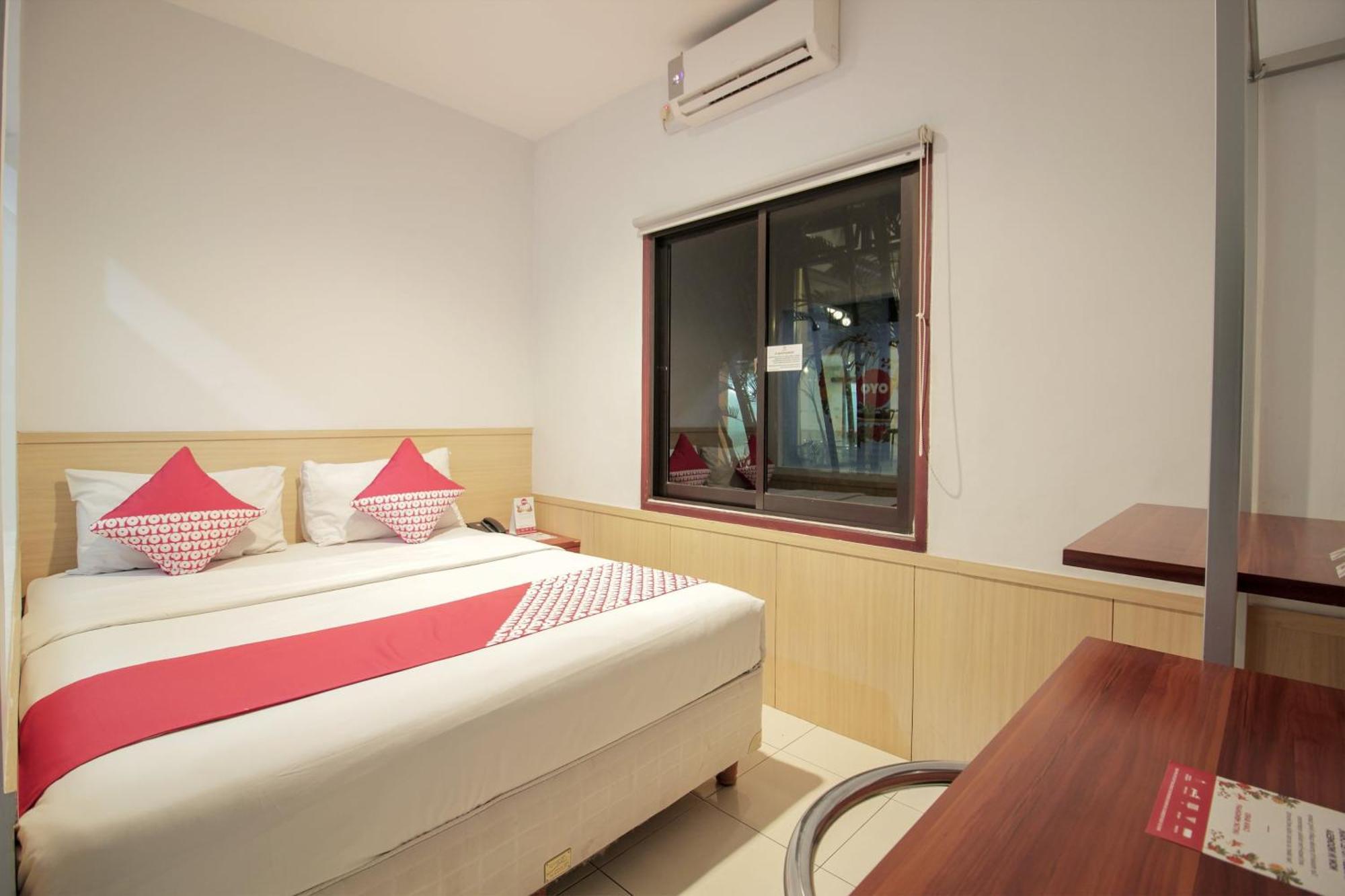 Collection O 295 Grha Ciumbuleuit Guest House Bandung Esterno foto