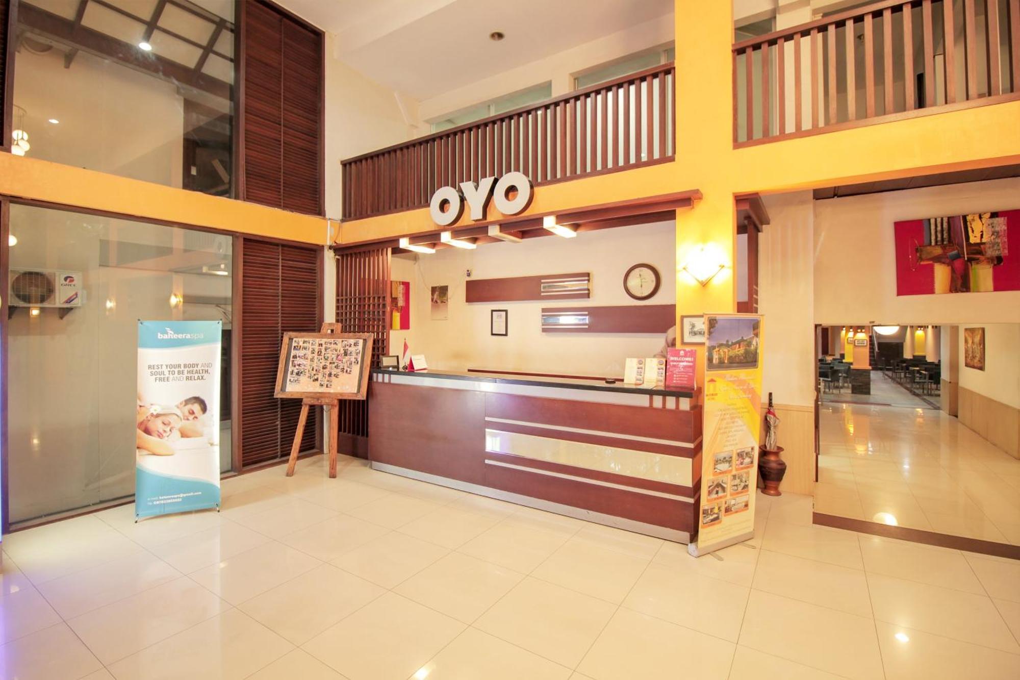 Collection O 295 Grha Ciumbuleuit Guest House Bandung Esterno foto